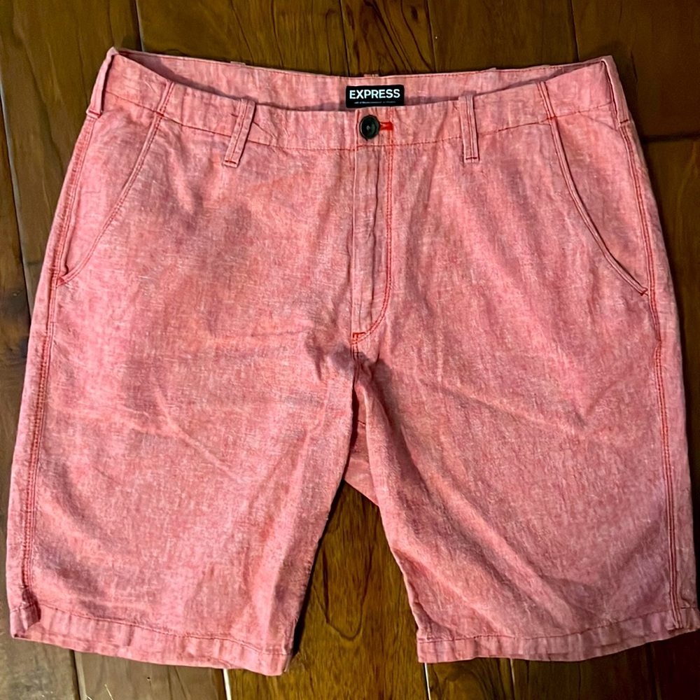 Express Shorts - Heather red